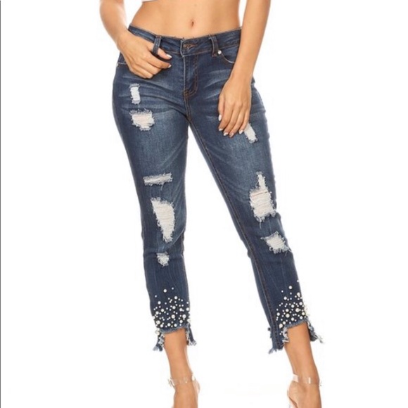 Hot Jean - Picture 2 of 5